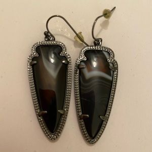 Kendra Scott Skylar style earring